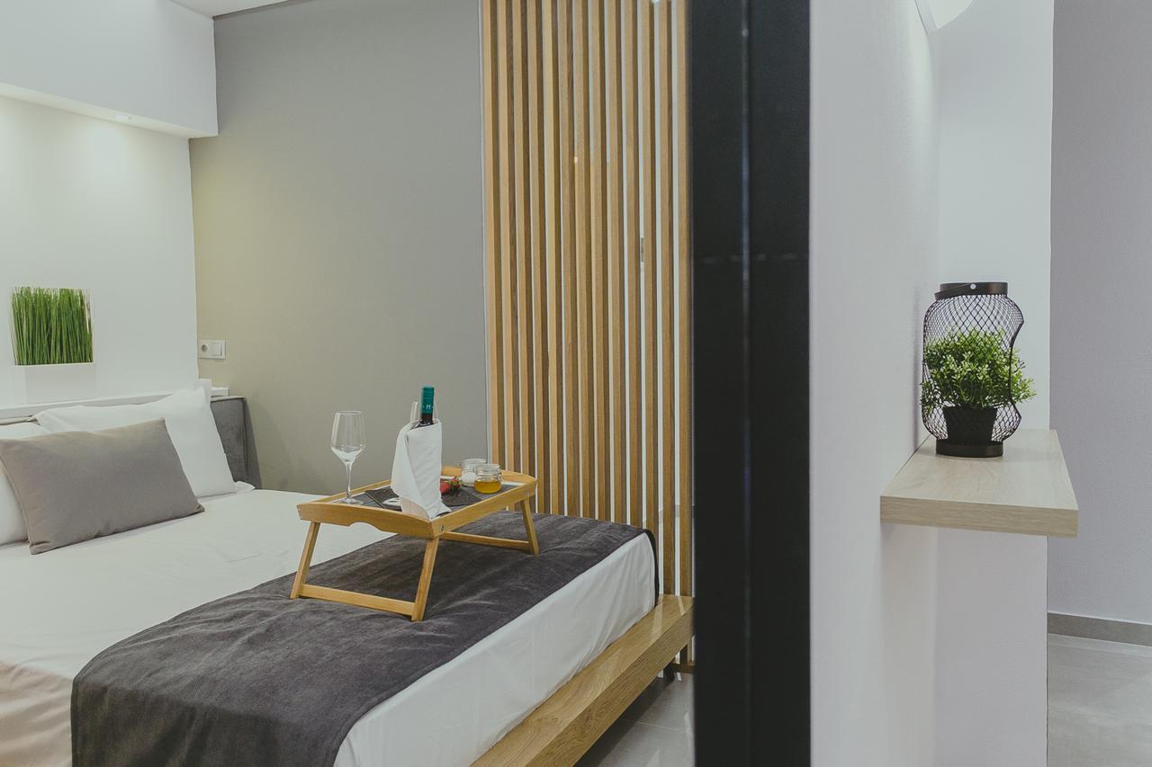 Hotel Papagalos Неос Мармарас Екстериор снимка
