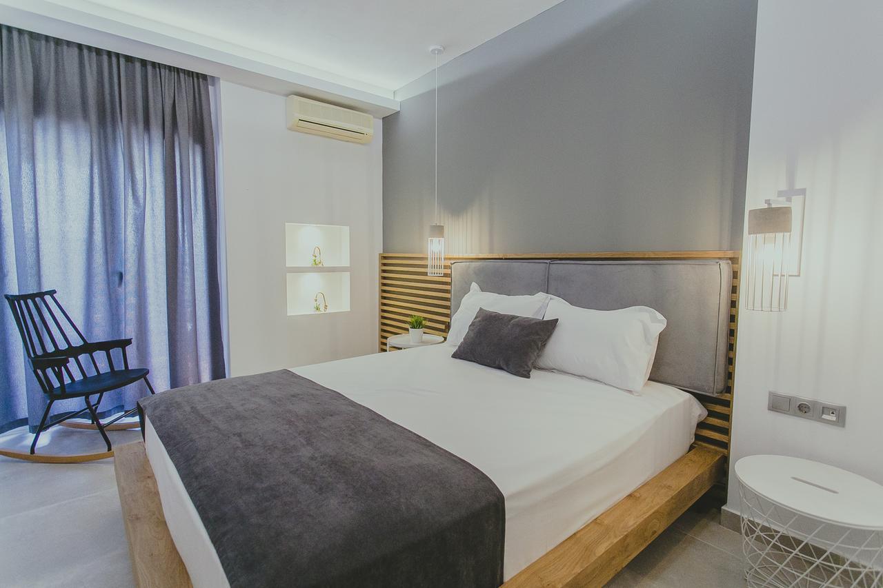 Hotel Papagalos Неос Мармарас Екстериор снимка