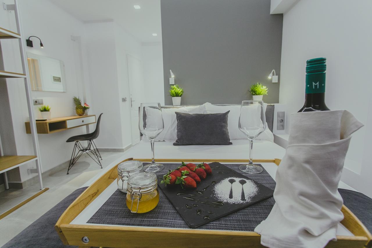 Hotel Papagalos Неос Мармарас Екстериор снимка