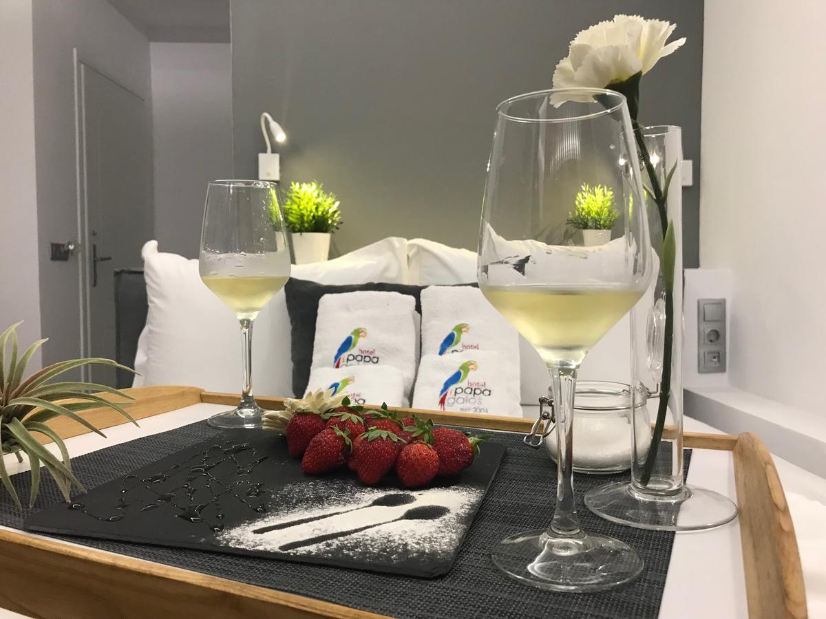 Hotel Papagalos Неос Мармарас Екстериор снимка
